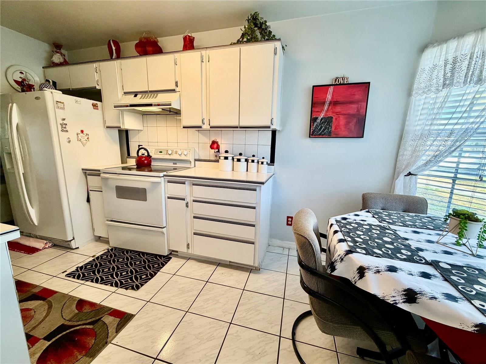 Image 5 of 20 For 11742 Whitewing Court