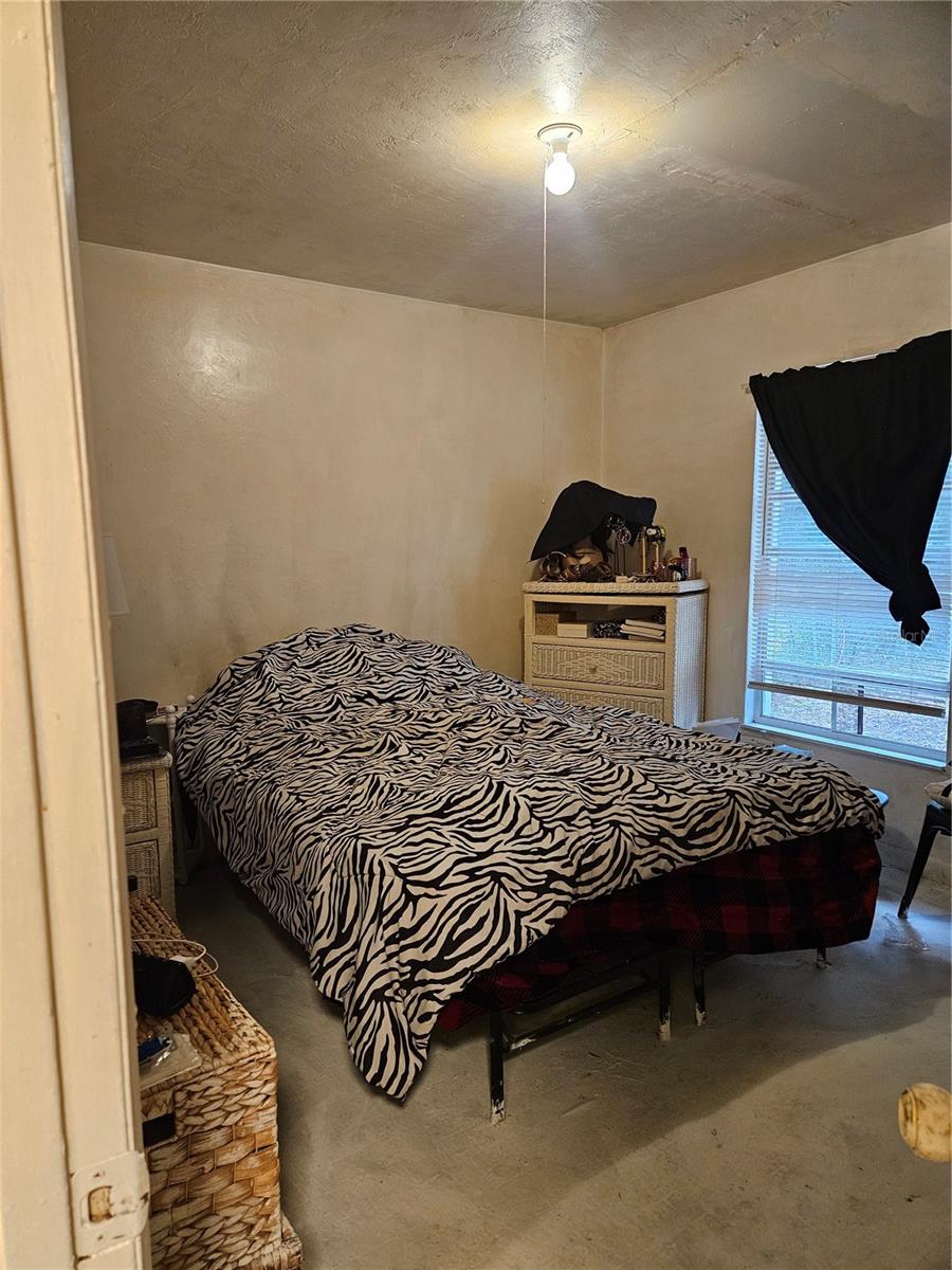 Image 12 of 30 For 14118 45th Court