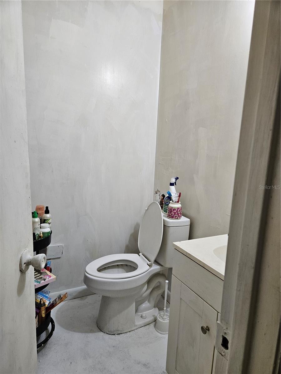 Image 14 of 30 For 14118 45th Court