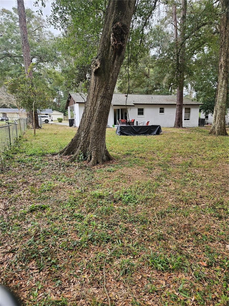 Image 18 of 30 For 14118 45th Court