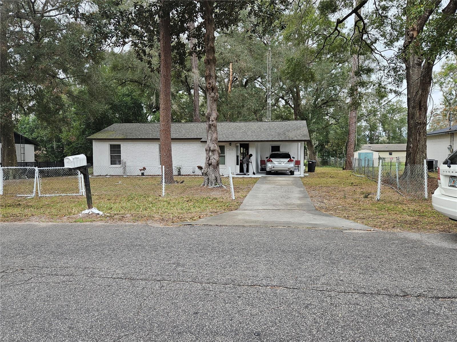 Image 5 of 30 For 14118 45th Court