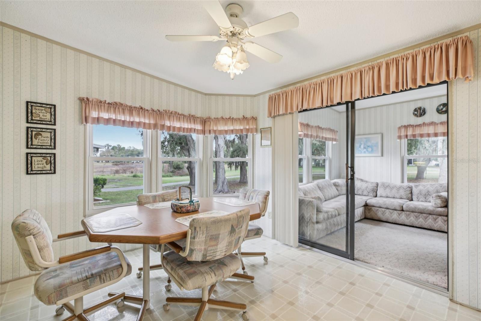 Image 25 of 86 For 25726 Oak Alley