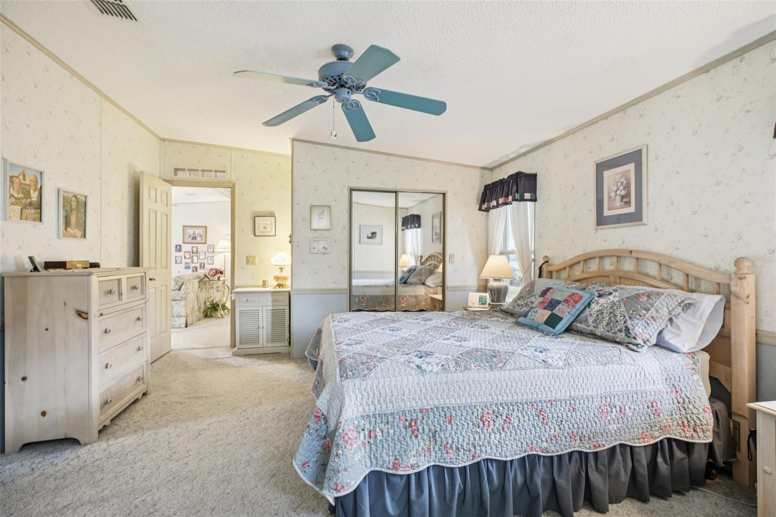 Image 29 of 86 For 25726 Oak Alley