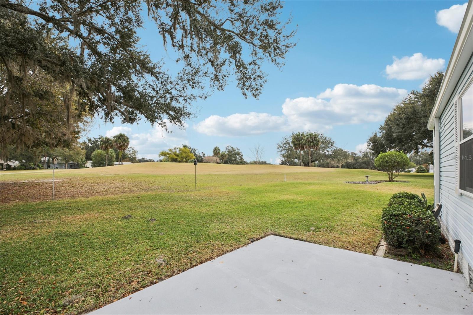 Image 4 of 86 For 25726 Oak Alley