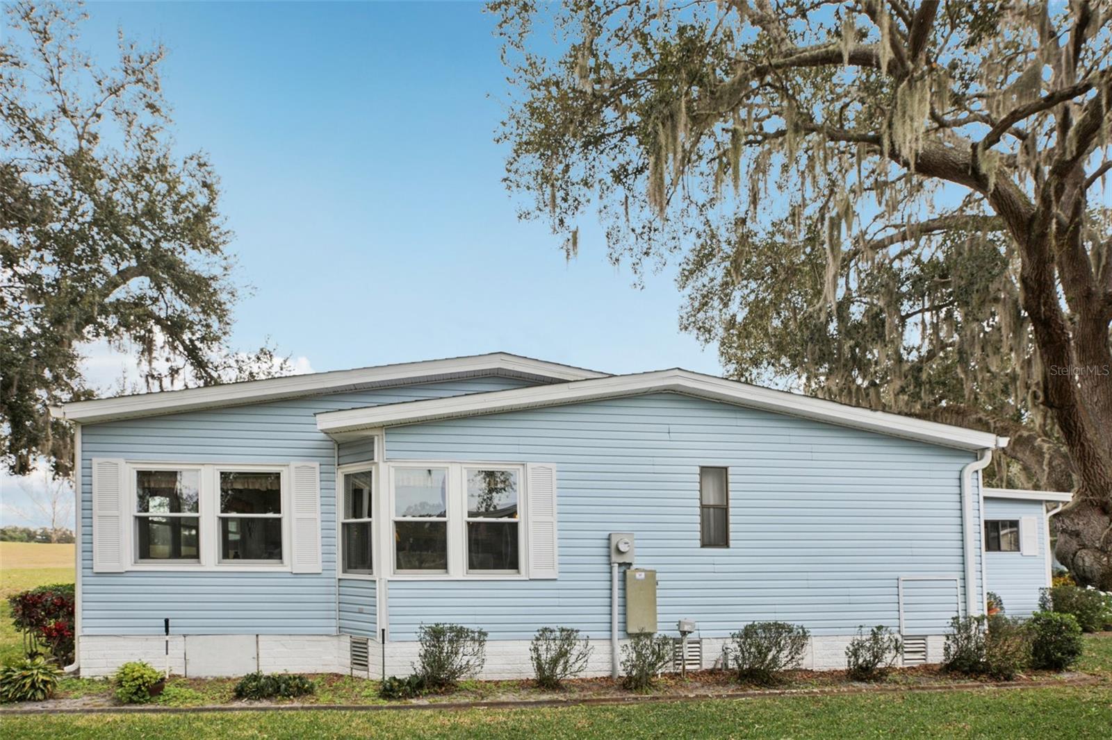 Image 53 of 86 For 25726 Oak Alley