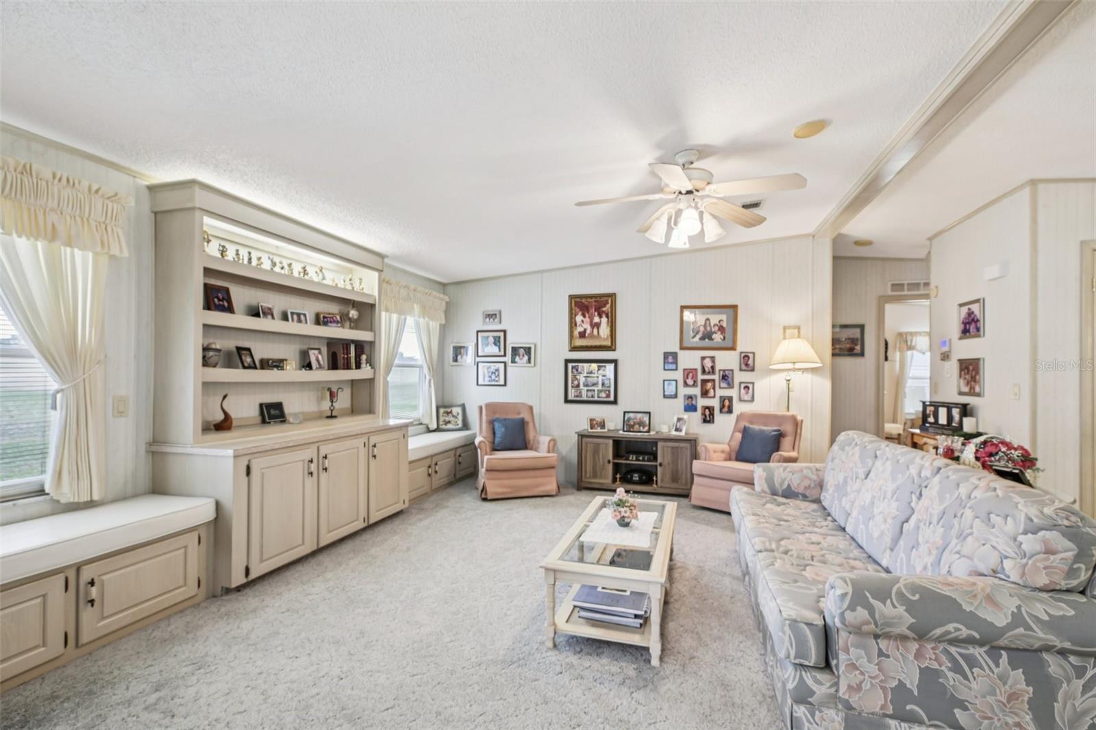 Image 9 of 86 For 25726 Oak Alley