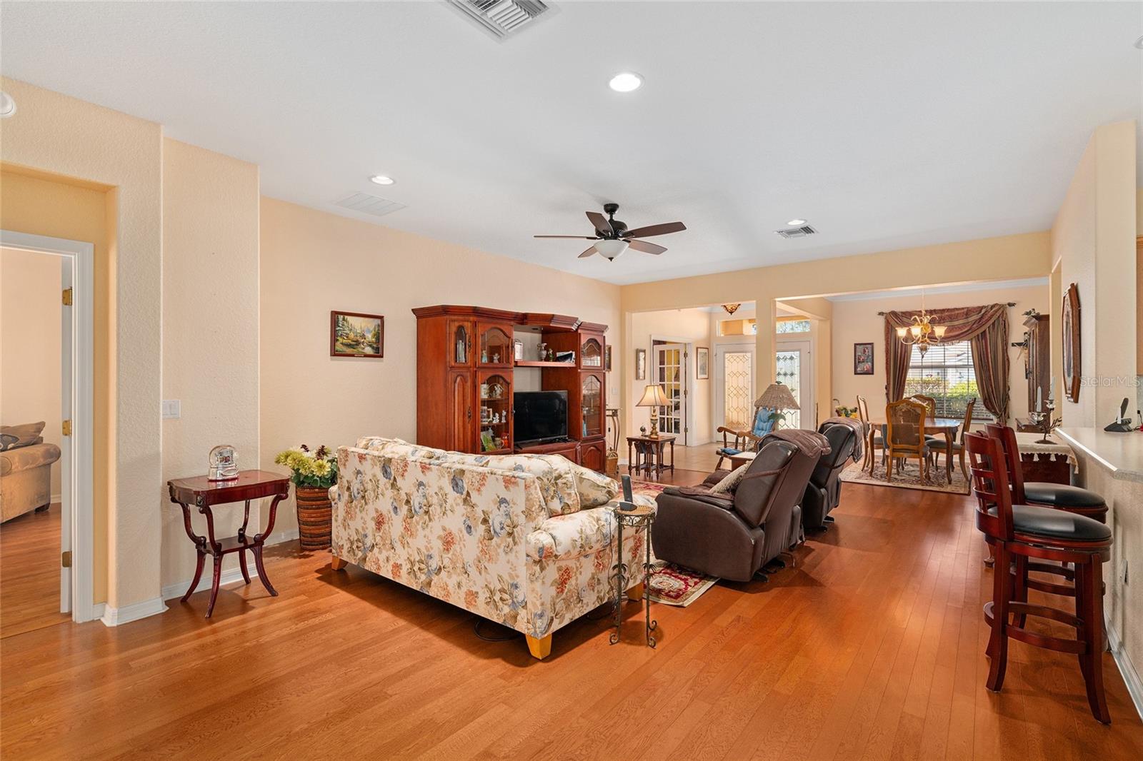 Image 10 of 75 For 9153 137th Street Road