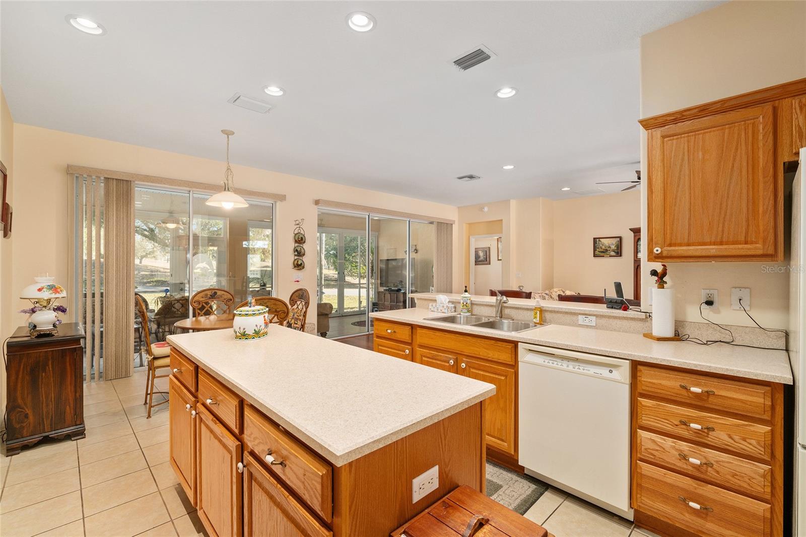 Image 24 of 75 For 9153 137th Street Road