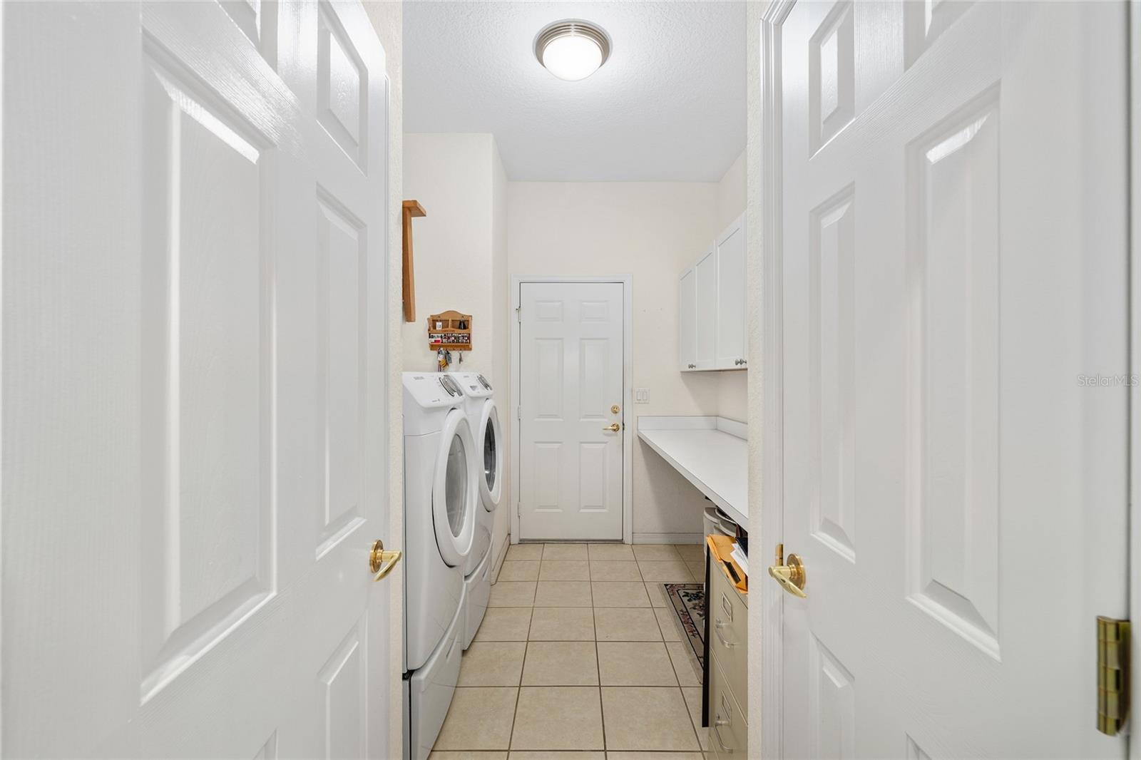 Image 40 of 75 For 9153 137th Street Road