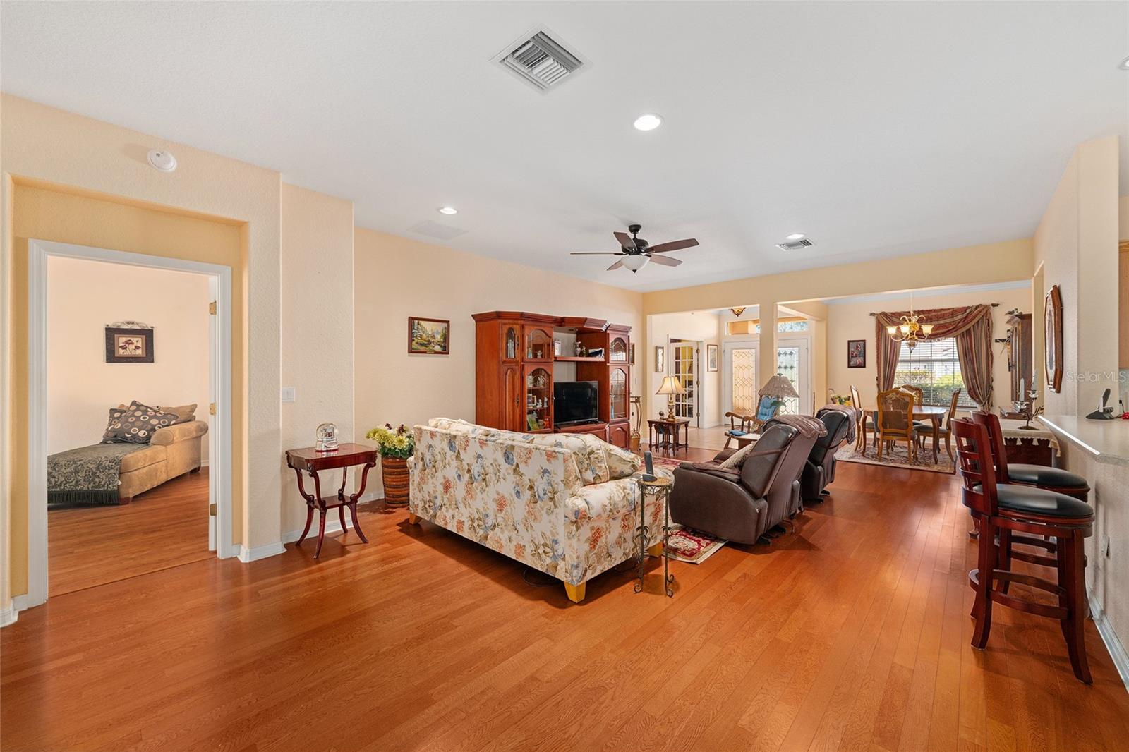 Image 9 of 75 For 9153 137th Street Road