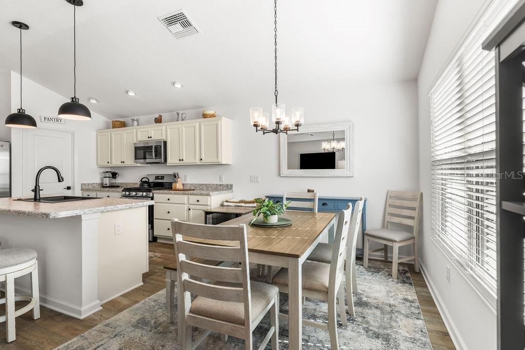 Image 24 of 50 For 2938 Chimborazo Way