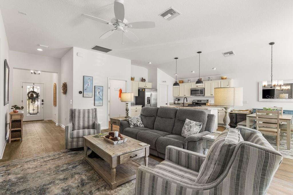 Image 3 of 50 For 2938 Chimborazo Way