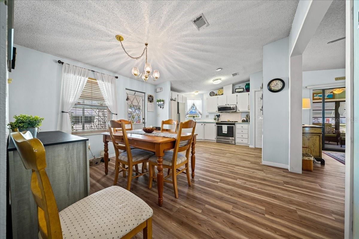 Image 7 of 39 For 1616 Myrtle Beach Drive