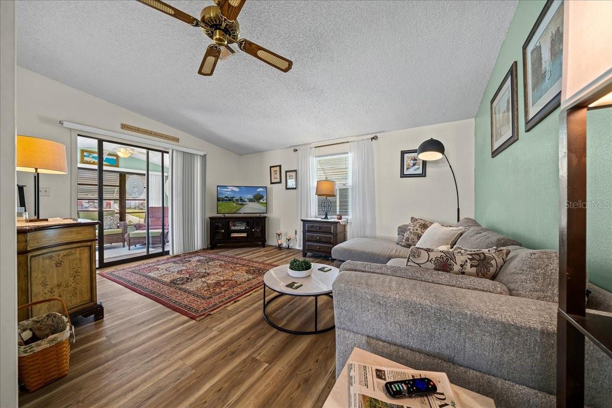 Image 8 of 39 For 1616 Myrtle Beach Drive