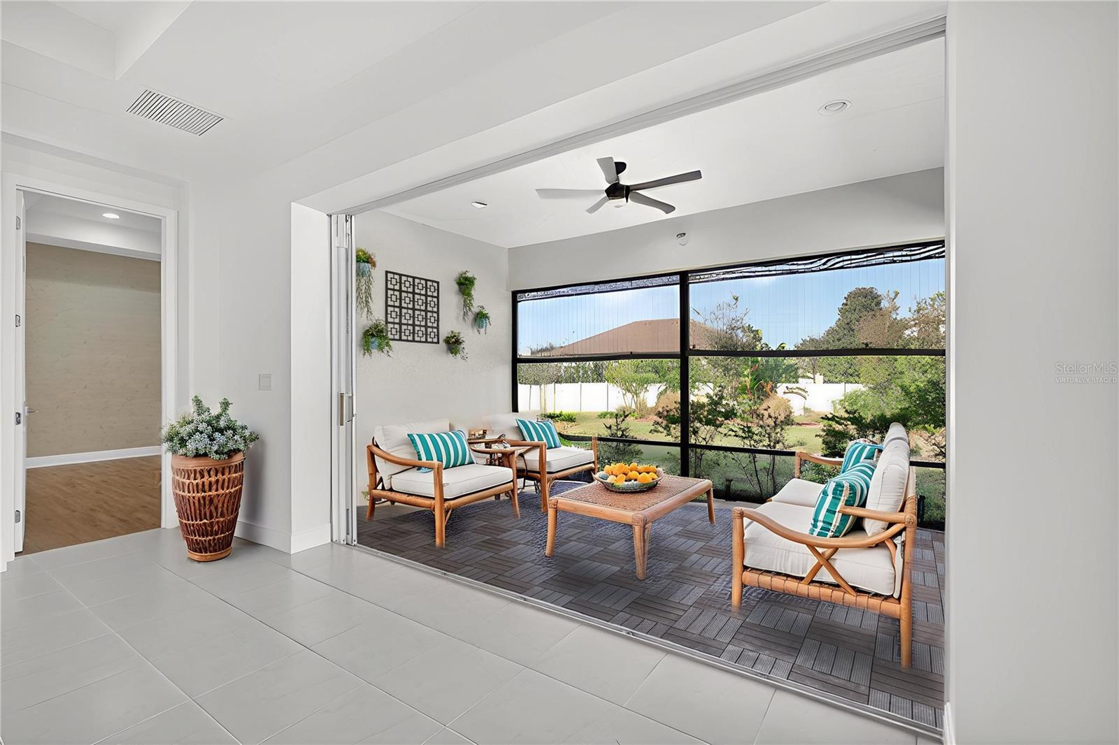 Image 20 of 53 For 8677 Bridgeport Bay Circle