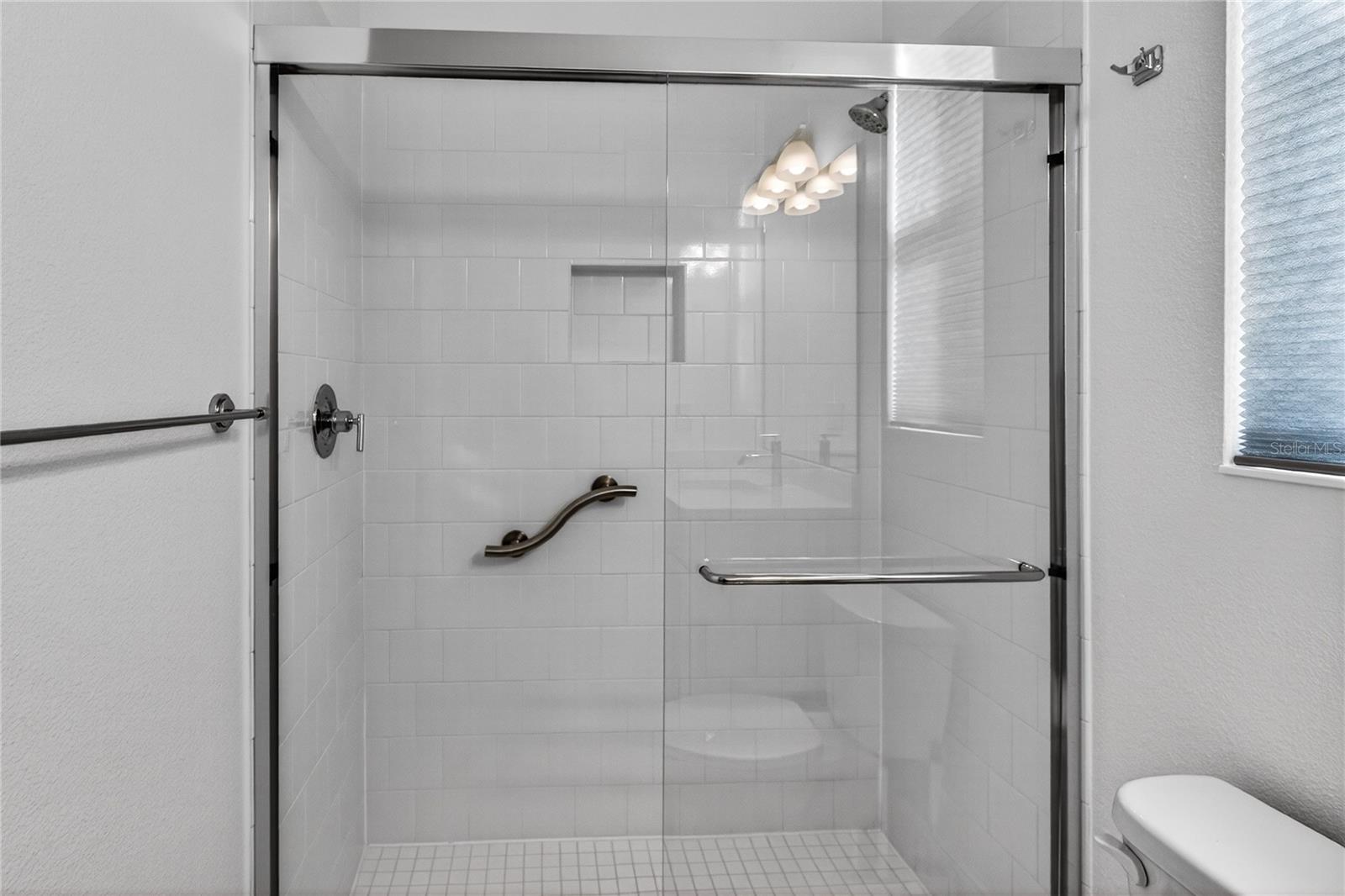 Image 31 of 53 For 8677 Bridgeport Bay Circle