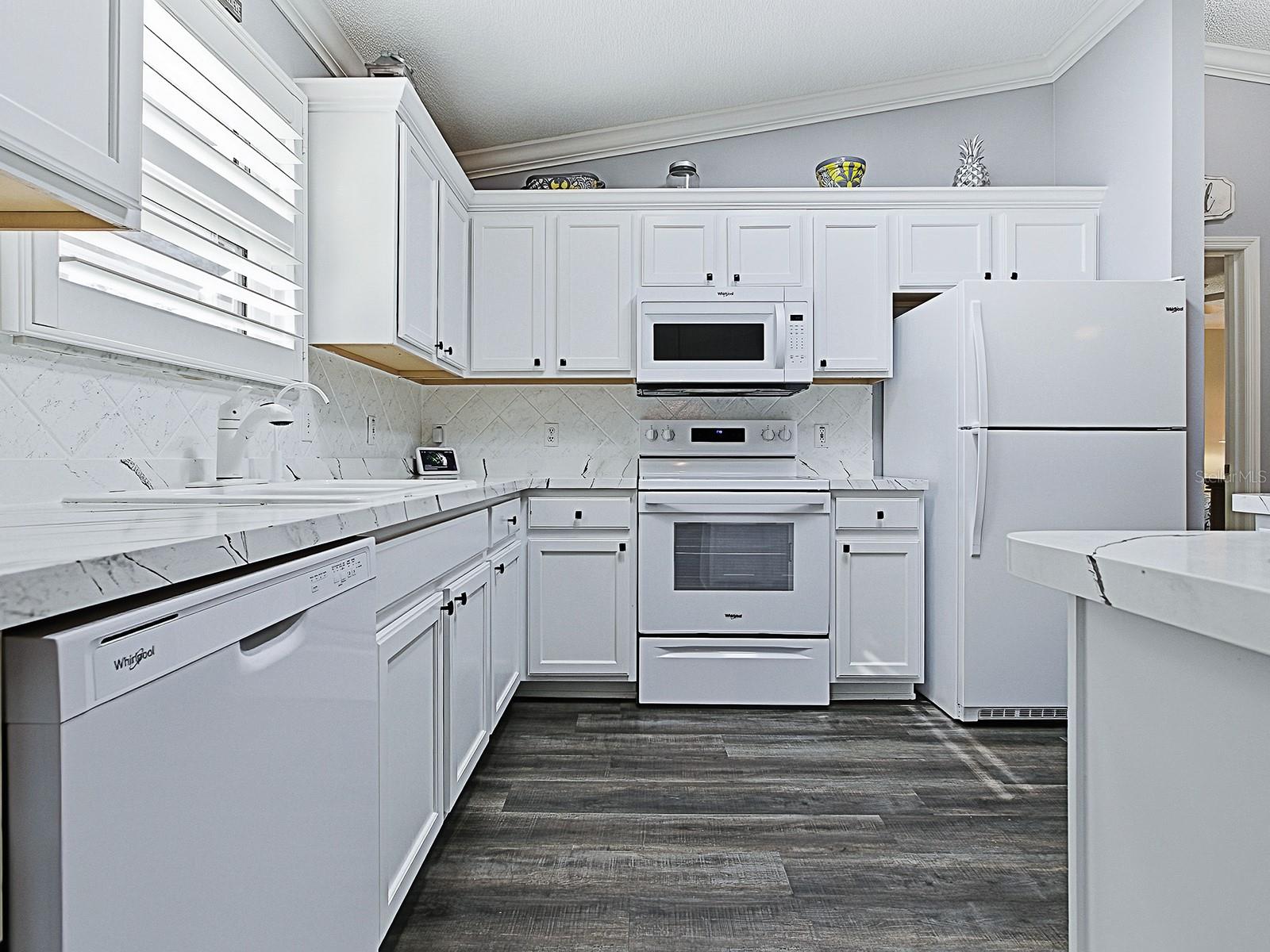 Image 12 of 43 For 676 Camino Del Rey Drive