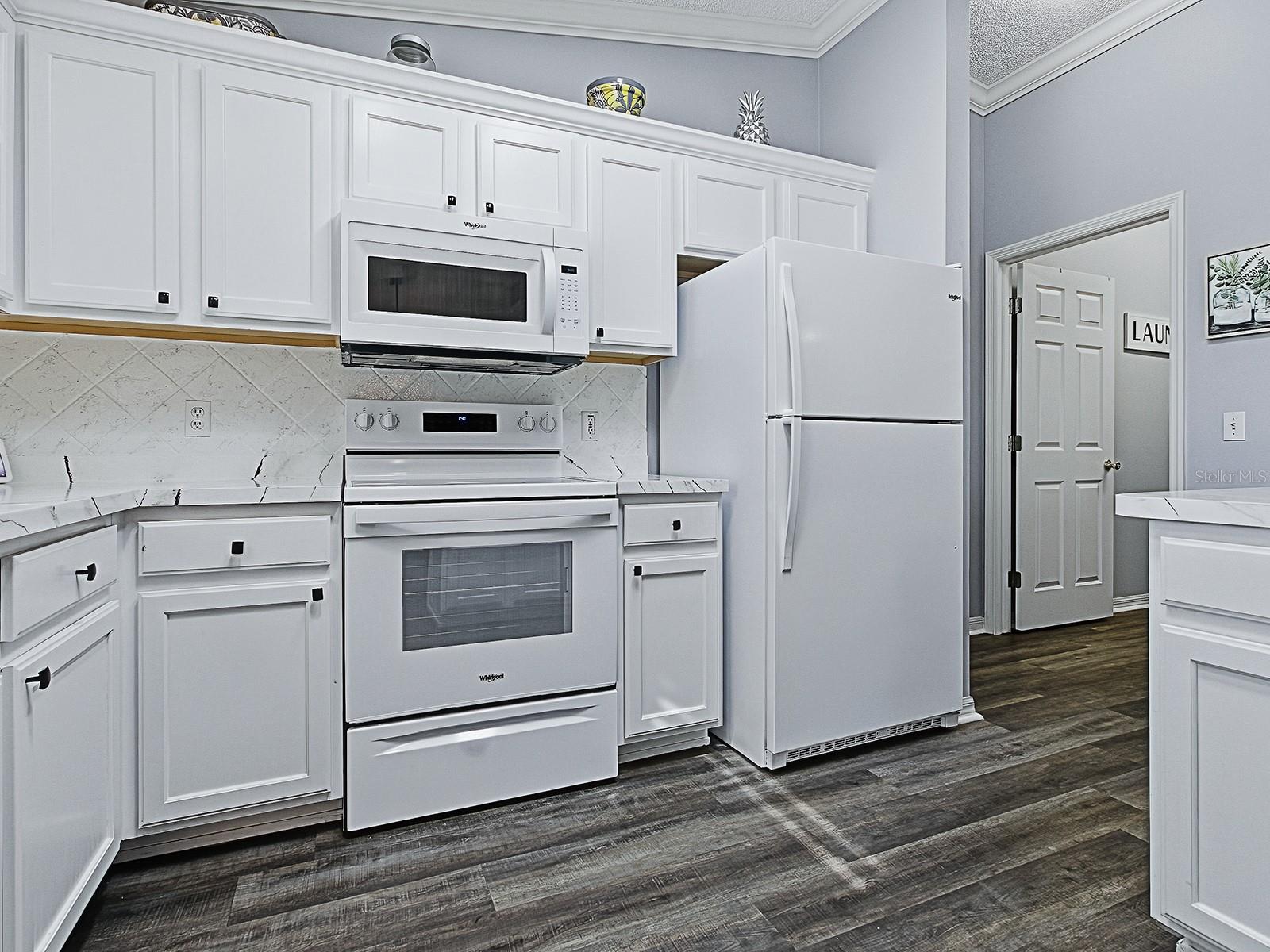 Image 13 of 43 For 676 Camino Del Rey Drive