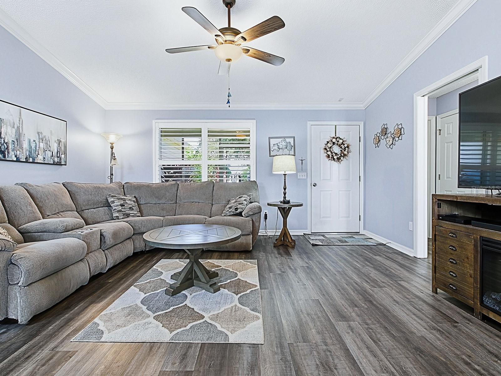 Image 16 of 43 For 676 Camino Del Rey Drive