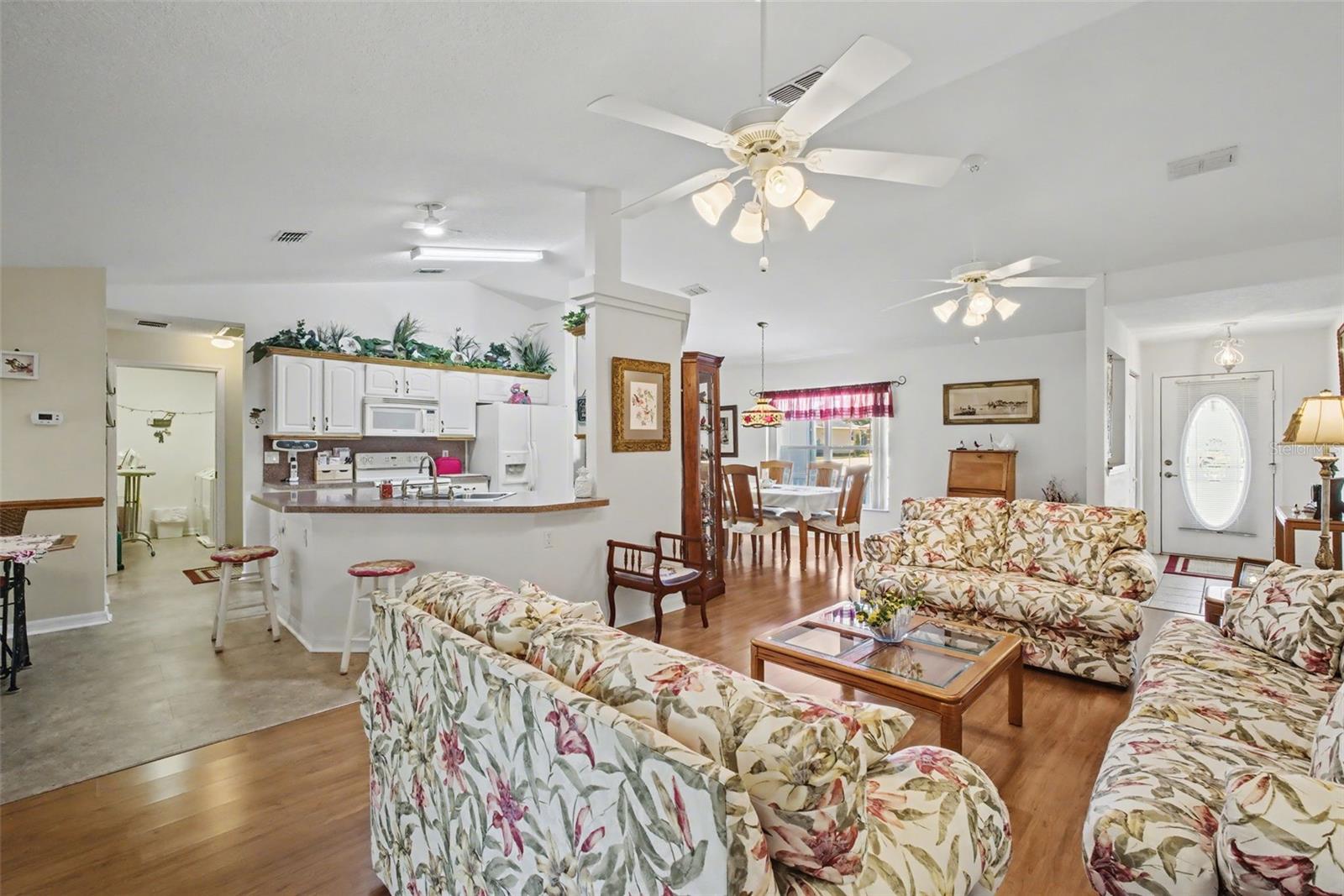 Image 6 of 30 For 8459 60th Court