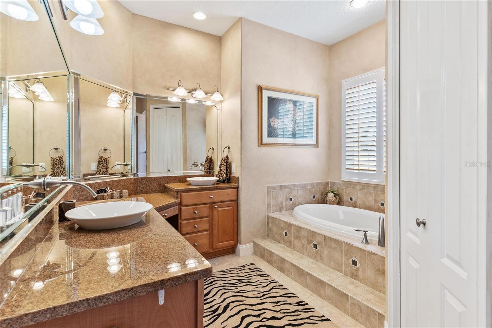 Image 33 of 73 For 5903 Spinnaker Loop