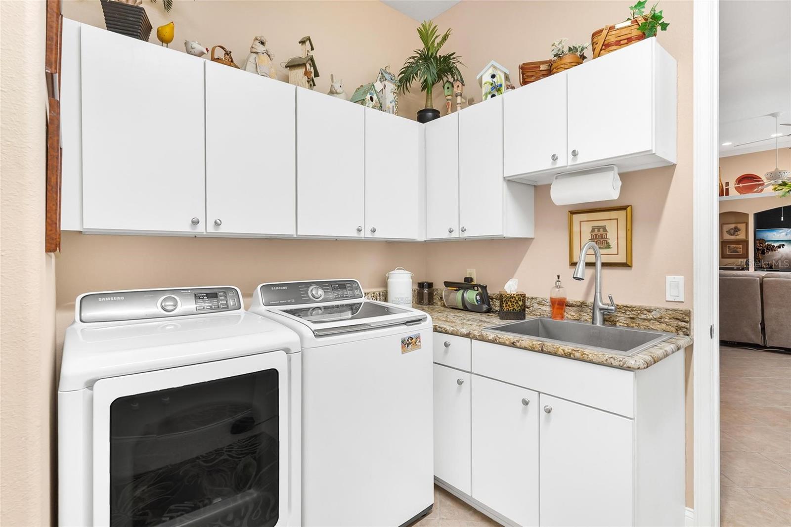 Image 57 of 73 For 5903 Spinnaker Loop