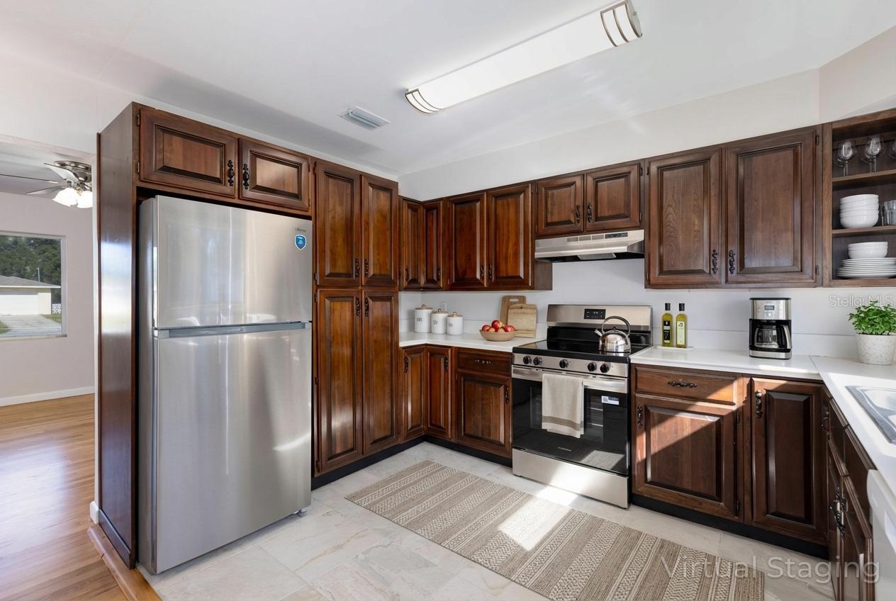 Image 21 of 63 For 2590 Westland Road