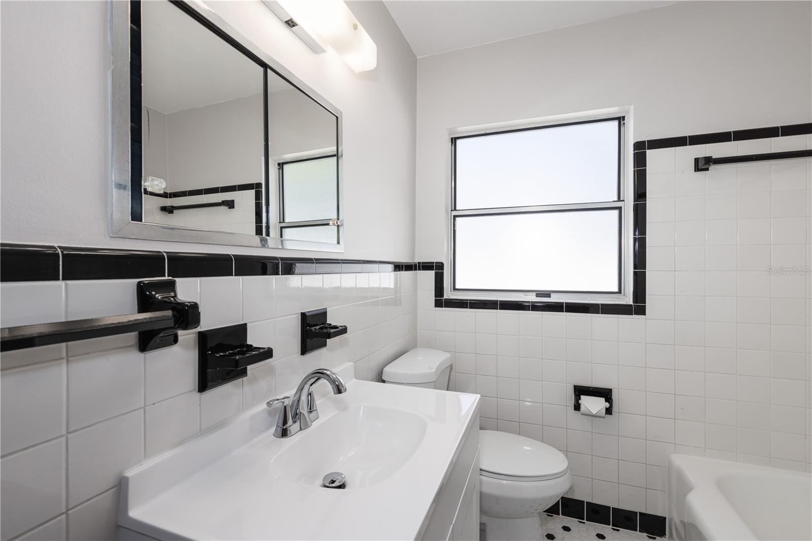 Image 36 of 63 For 2590 Westland Road