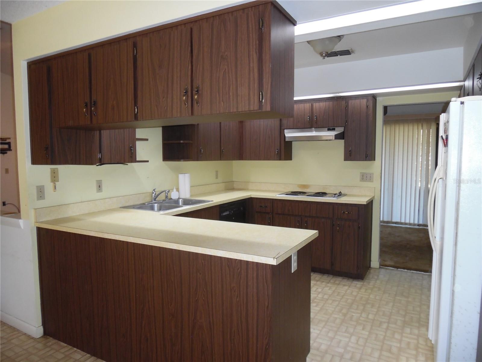 Image 10 of 45 For 14444 Johns Lake Road