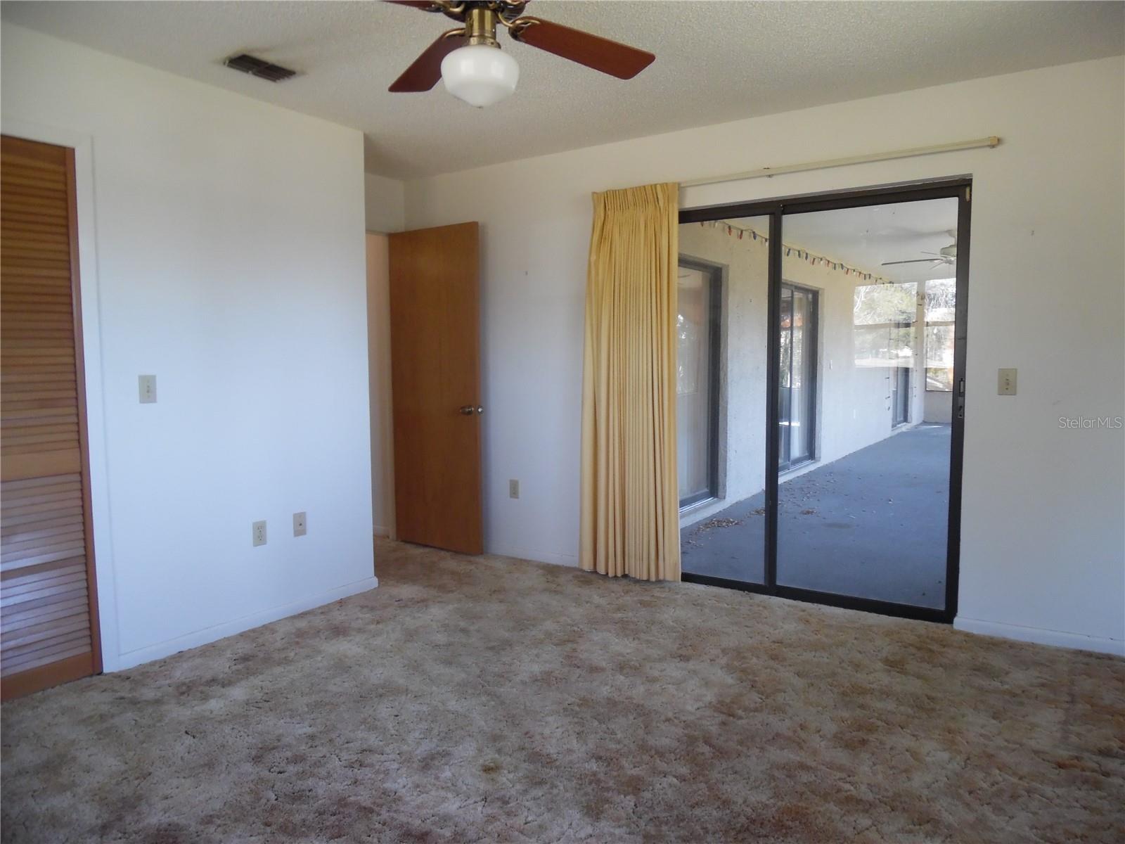 Image 24 of 45 For 14444 Johns Lake Road