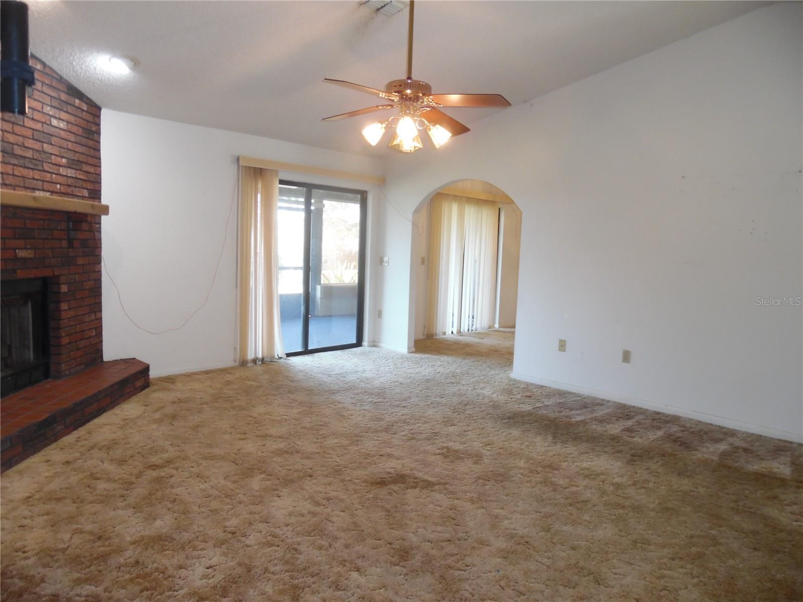 Image 7 of 45 For 14444 Johns Lake Road