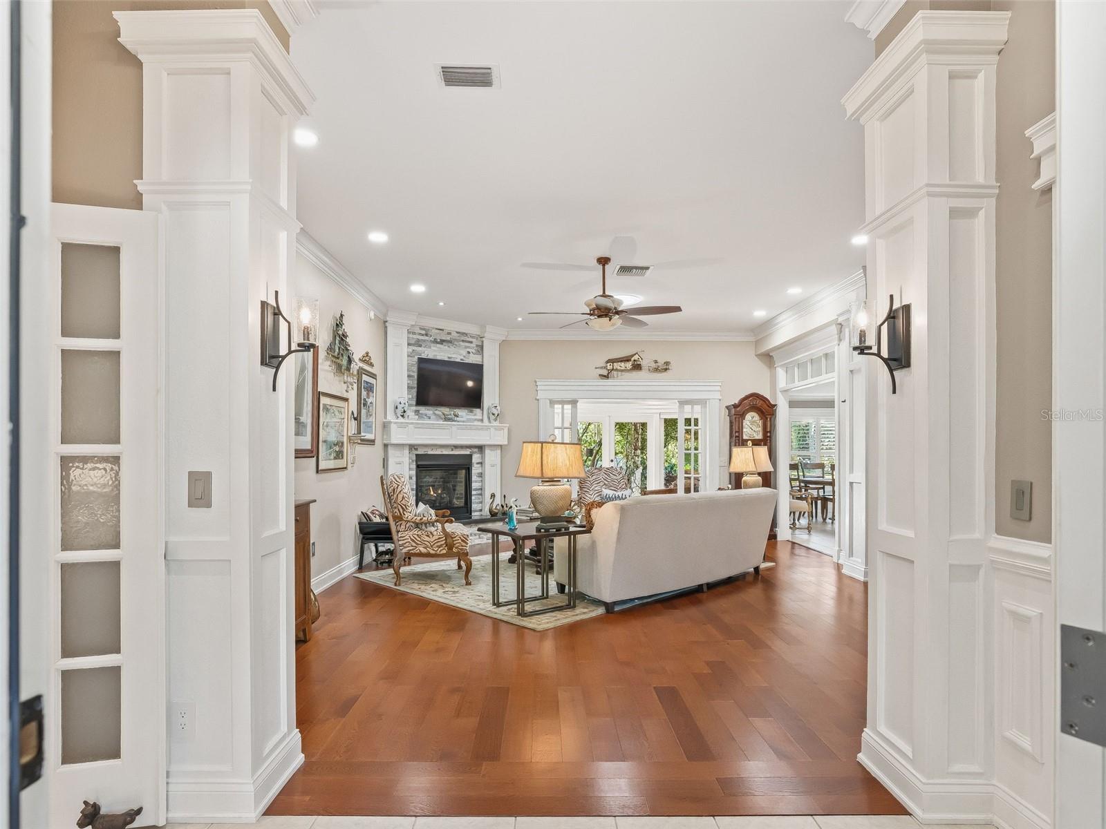 Image 14 of 100 For 2223 Westchester Way