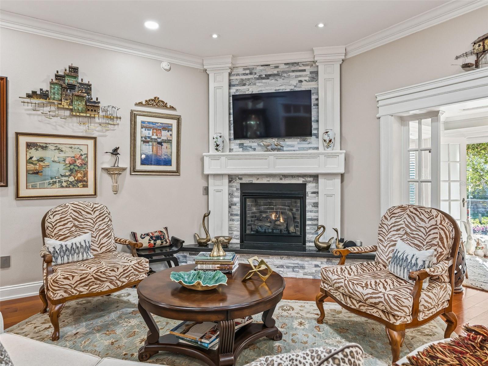 Image 20 of 100 For 2223 Westchester Way