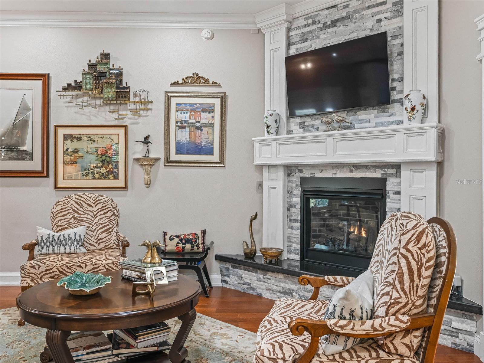 Image 21 of 100 For 2223 Westchester Way