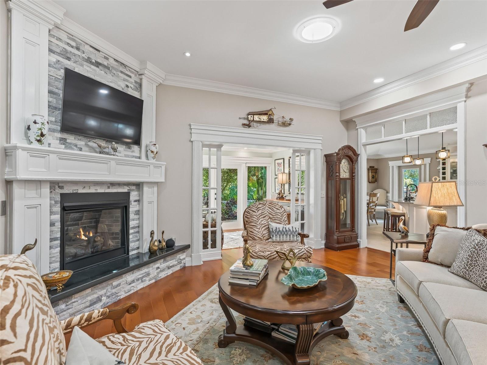 Image 25 of 100 For 2223 Westchester Way