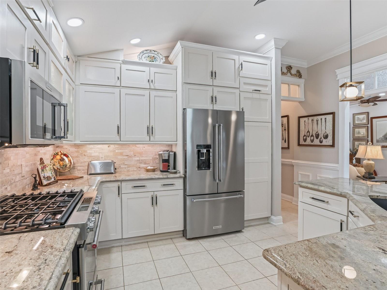 Image 36 of 100 For 2223 Westchester Way