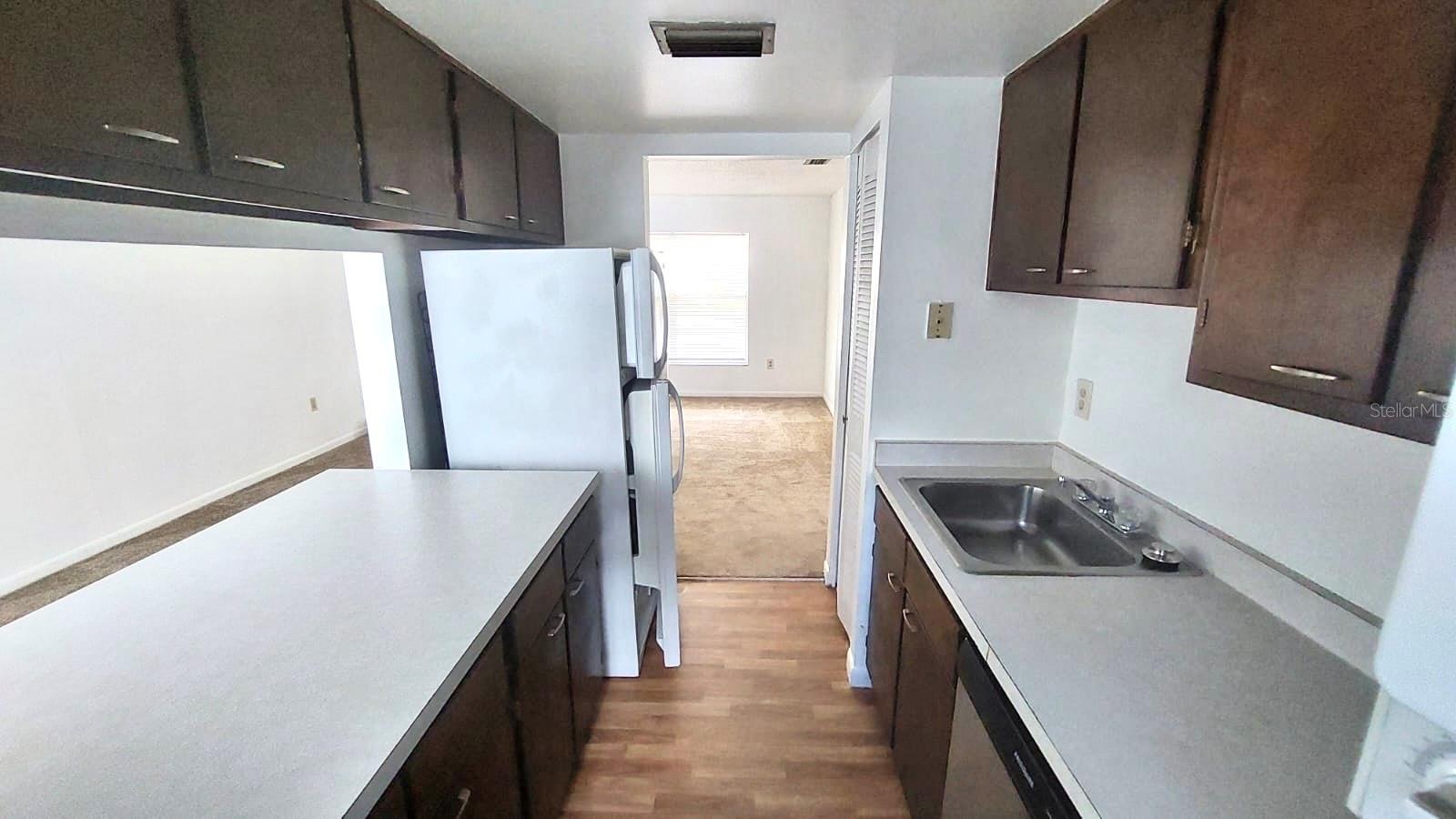 Image 11 of 25 For 1541 27th Street F