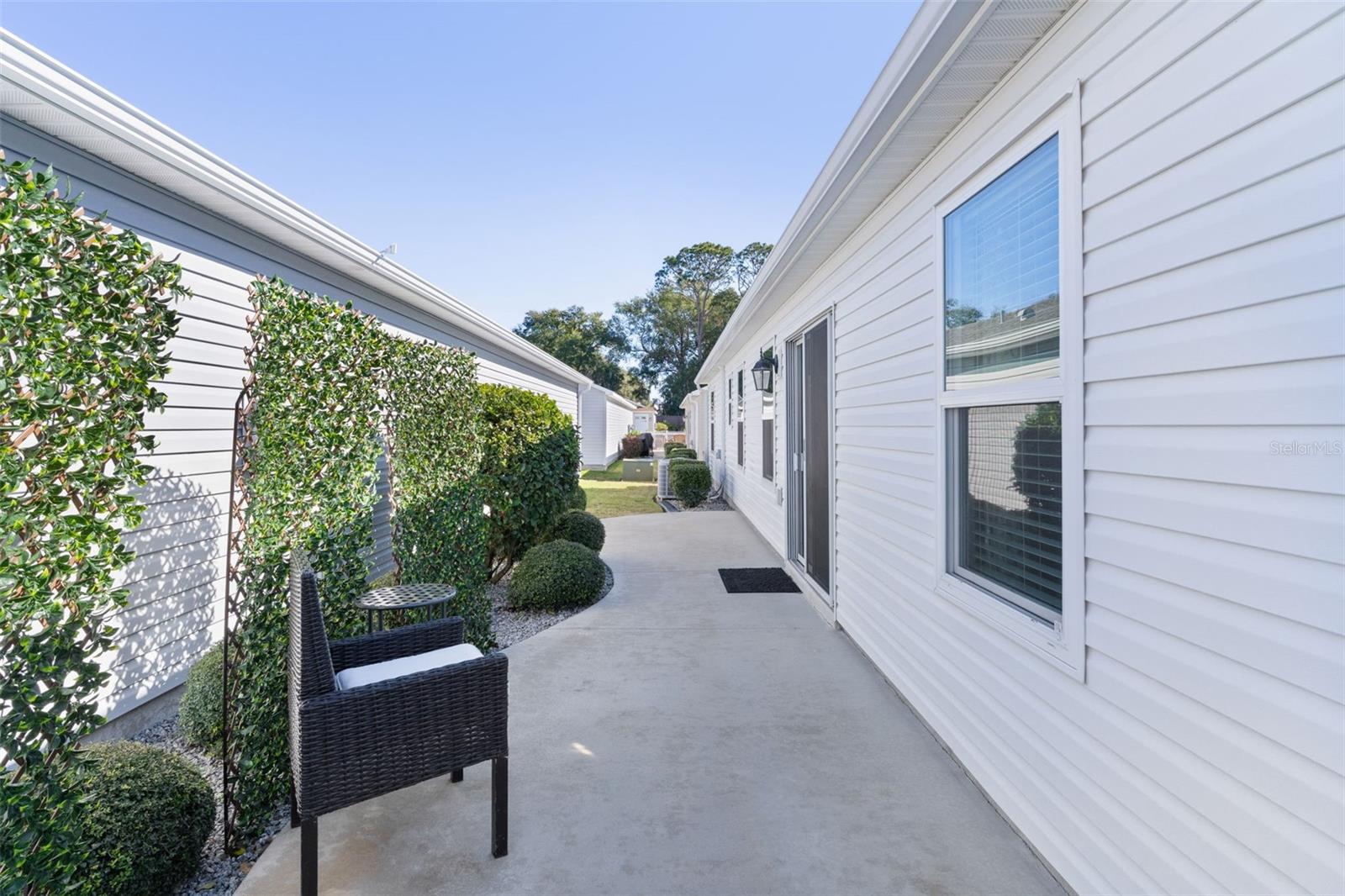 Image 2 of 48 For 5705 Craft Court