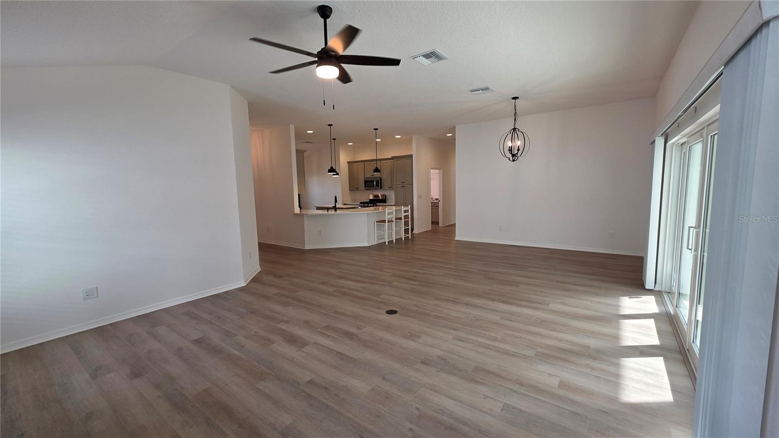 Image 21 of 53 For 6652 Tammy Lane