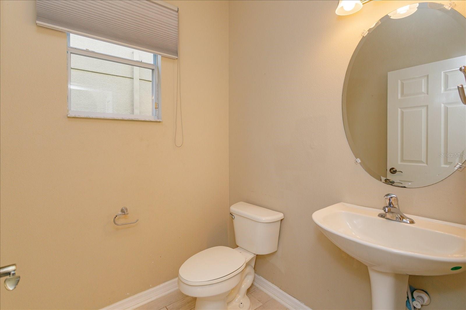 Image 24 of 36 For 14464 Whittridge Drive