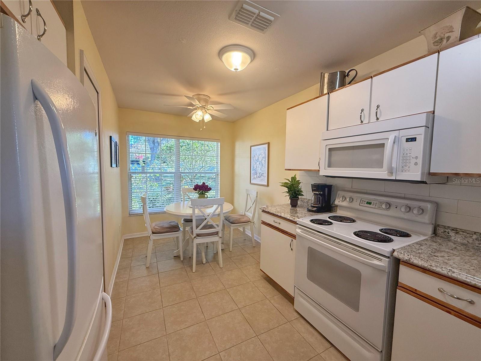 Image 14 of 55 For 3554 Rollingbrook Street