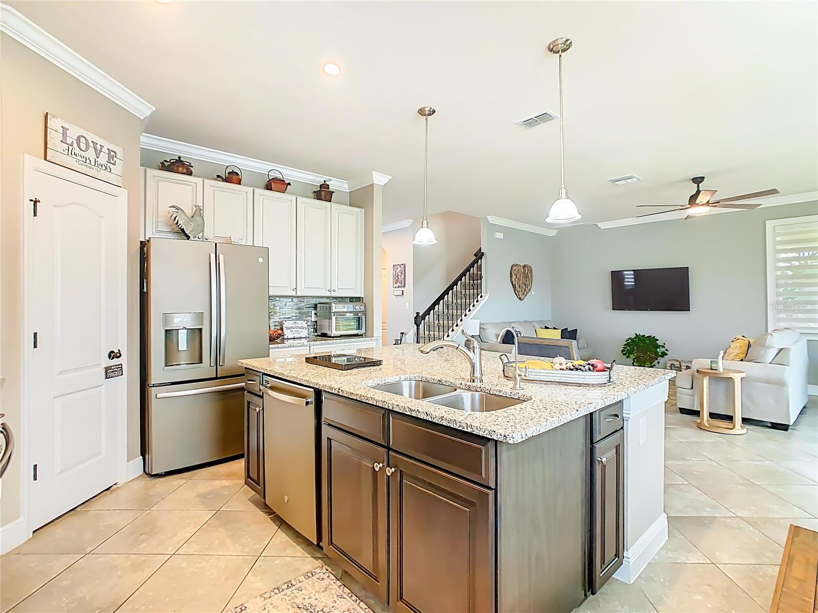 Image 10 of 65 For 2911 Slough Creek Drive