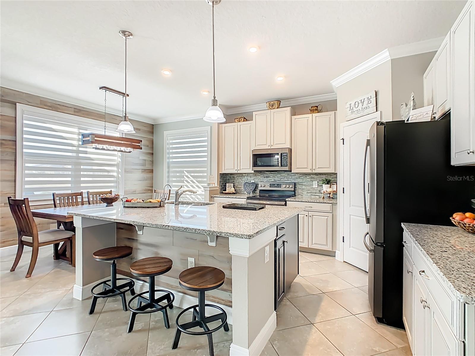 Image 8 of 65 For 2911 Slough Creek Drive