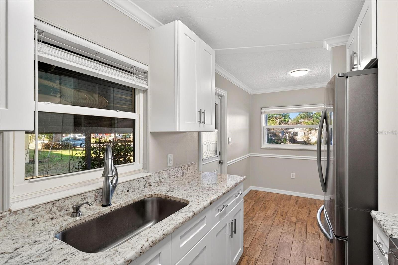 Image 18 of 68 For 607 Patricia Avenue