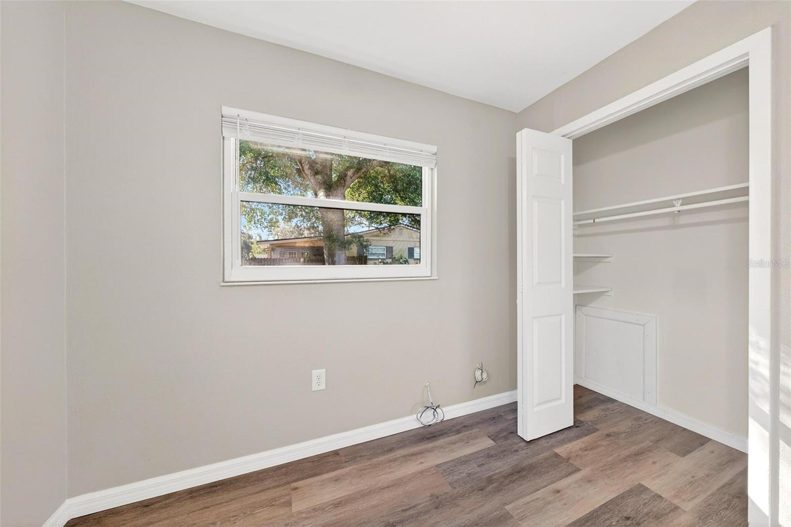 Image 27 of 68 For 607 Patricia Avenue