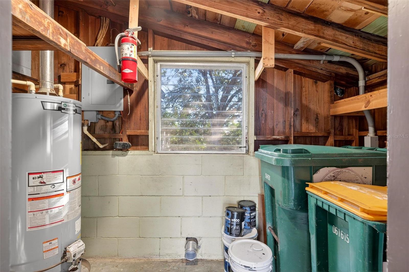 Image 30 of 68 For 607 Patricia Avenue