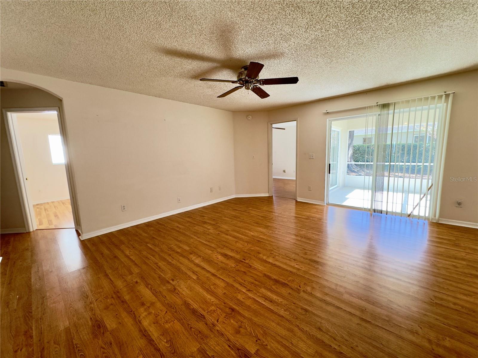 Image 2 of 13 For 3827 Doune Way