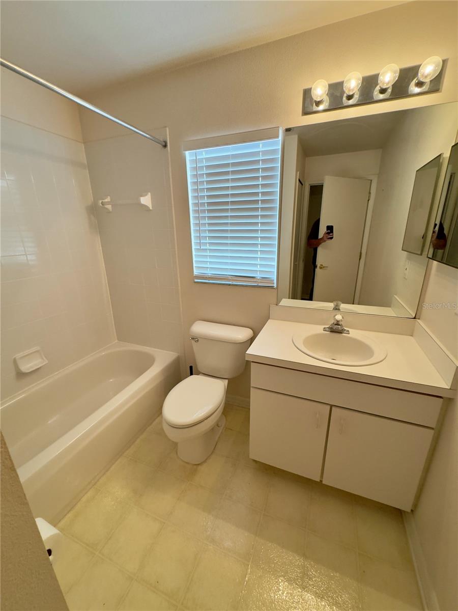 Image 7 of 13 For 3827 Doune Way