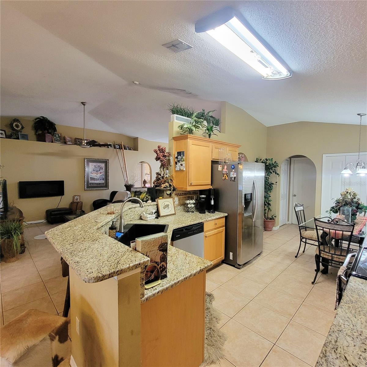 Image 14 of 29 For 319 Grand Royal Circle