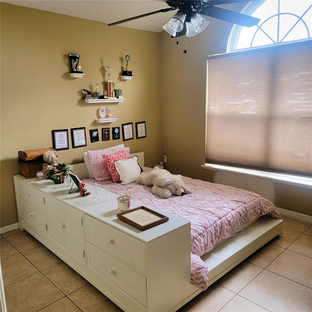 Image 19 of 29 For 319 Grand Royal Circle